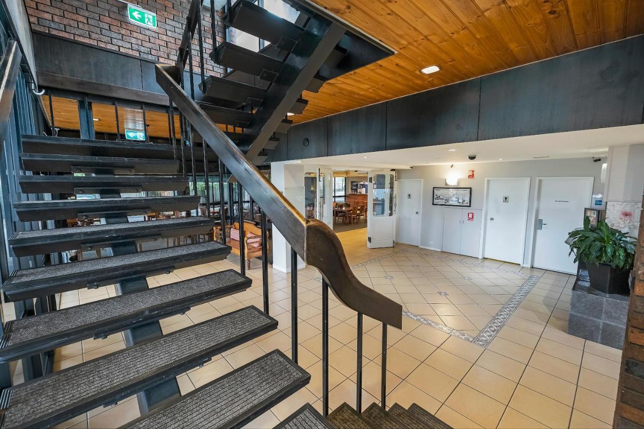 Court Hotel 3*